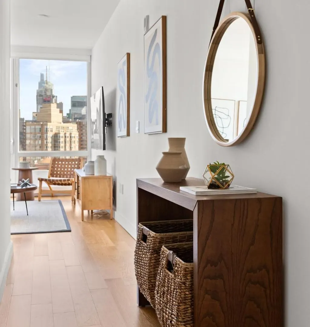 1 Bd Luxury Apartment With Stunning Views New York 0*,