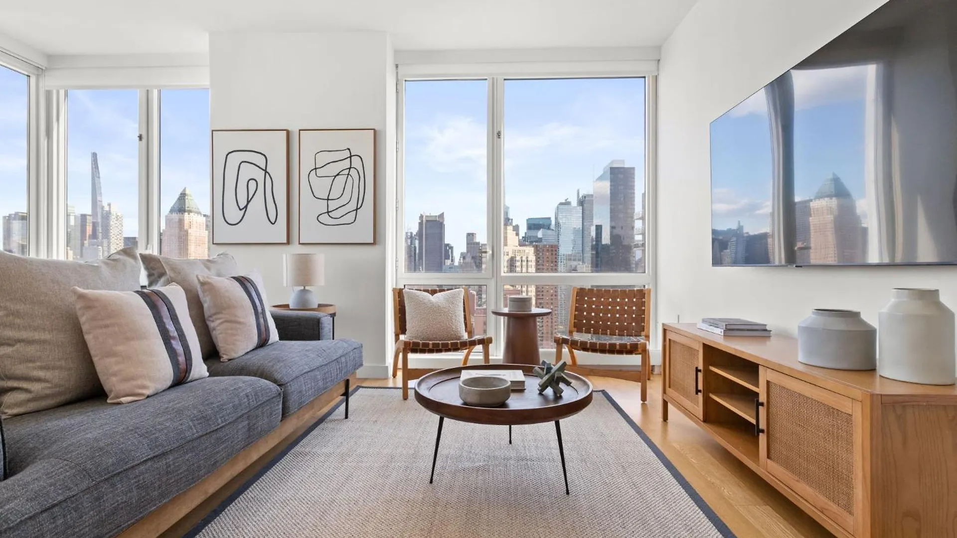 1 Bd Luxury Apartment With Stunning Views New York